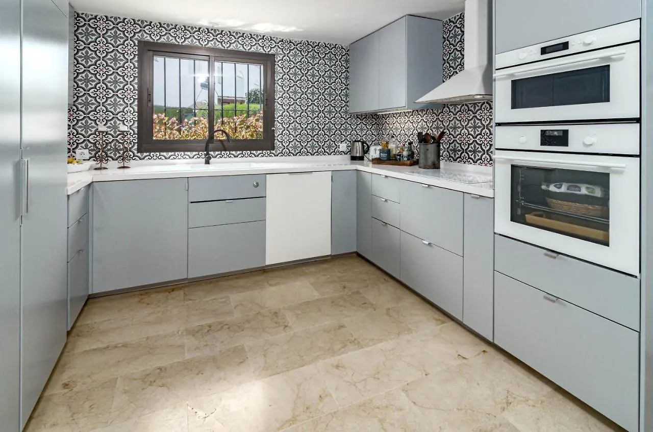 Σπίτι διακοπών Seaside 3 Bedroom Townhouse In San Pedro Close To The Beach With Private Garden Μαρμπέλλα